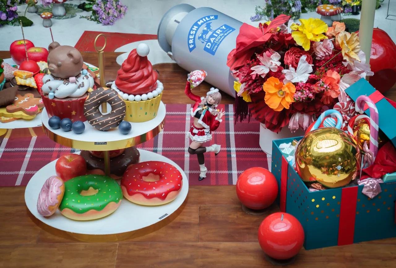 Aletha Cosplay - Bready animate cafe Christmas Collaboration - Image 11