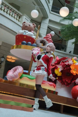 Aletha Cosplay - Bready animate cafe Christmas Collaboration - Page 4