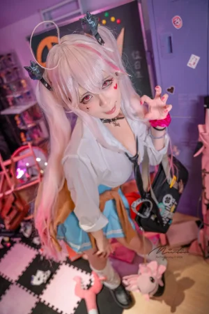 Aletha Cosplay - Jackal Class Troublemaker - Page 5