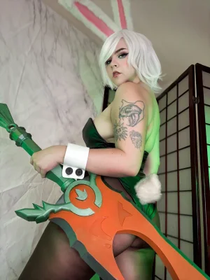 Alex Nova - Battle Bunny Riven - Page 30
