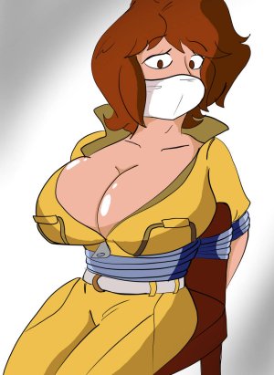 April ONeil - Page 385