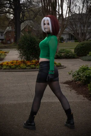 April Rose - Rogue - Page 33