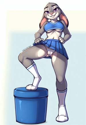 Artist HALFaSLIME - Page 106