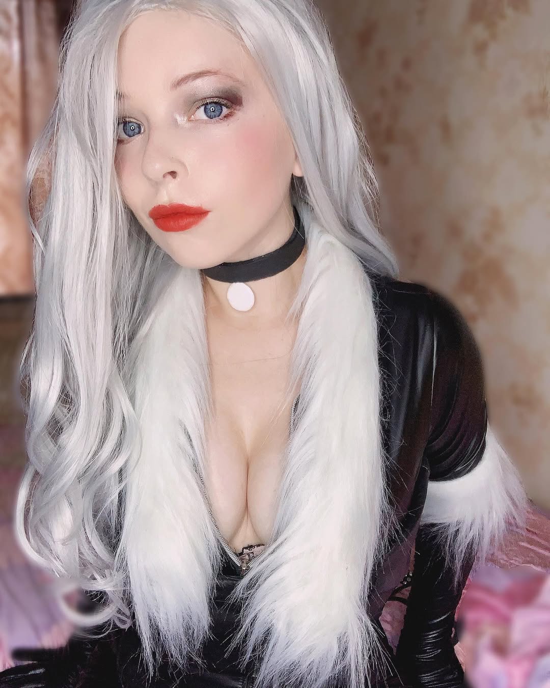 Black Cat Cosplay - Image 11