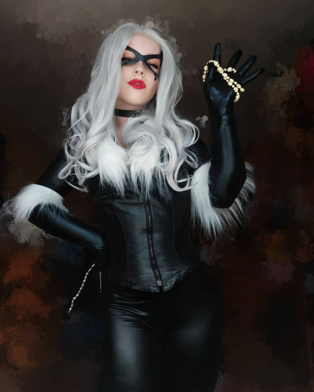 Black Cat Cosplay - Image 15