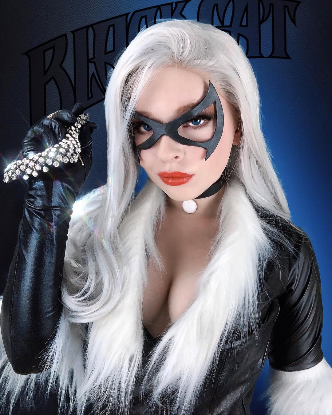 Black Cat Cosplay - Image 4