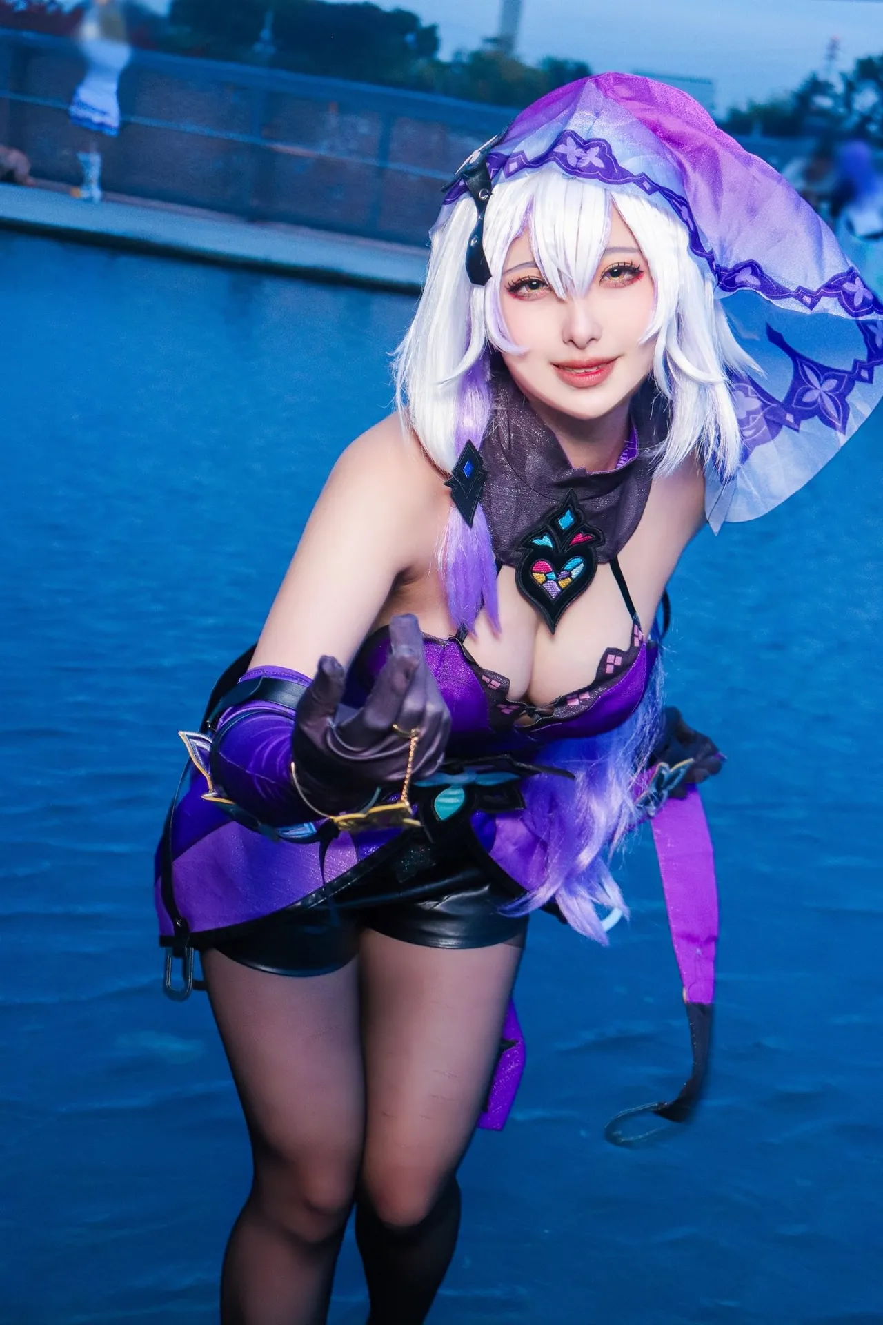 ごまな - Black Swan - Image 1