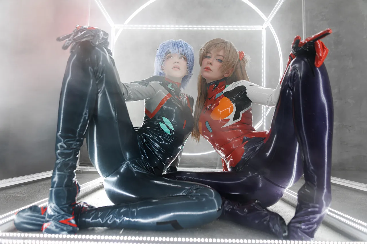 Caterpillarcos Asuka and Rei Plugsuits - Image 5