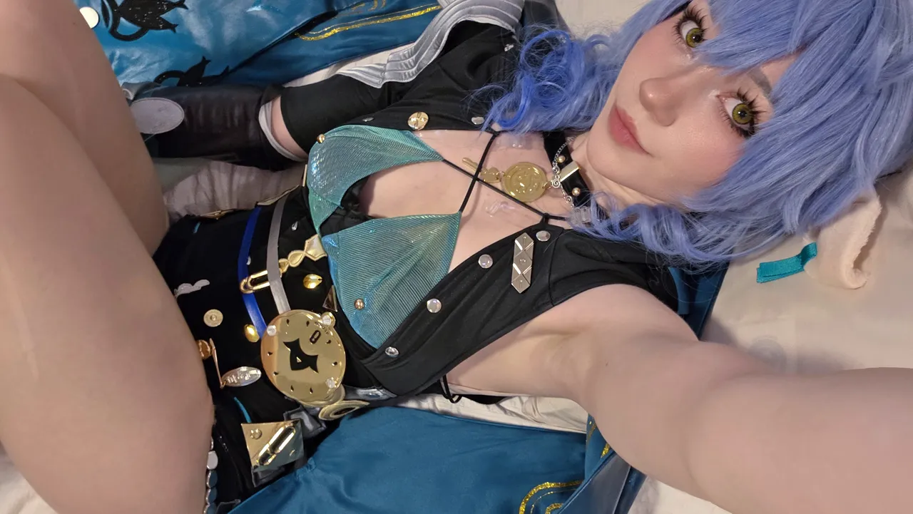 Celebi cosplay - Lucia - Image 17