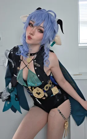 Celebi cosplay - Lucia - Page 4