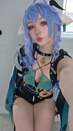 Celebi cosplay - Lucia - Page 7