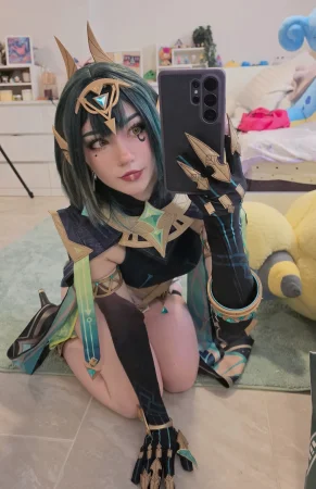 Celebi cosplay - Nefer - Page 12