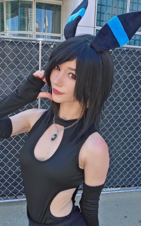 Celebi cosplay - Umbreon - Page 3