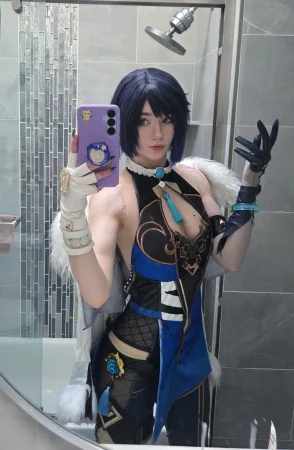 Celebi cosplay - Yelan - Page 15