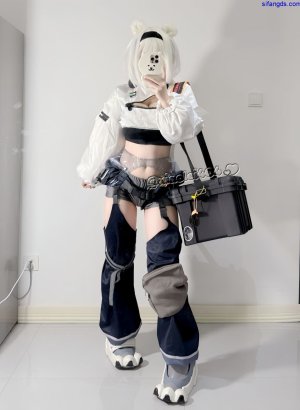 希尔薇 cos 水印 - Page 107