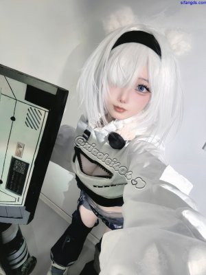 希尔薇 cos 水印 - Page 111