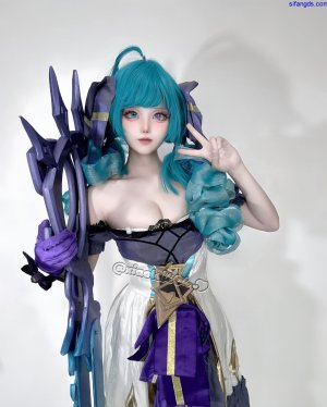 希尔薇 cos 水印 - Page 128