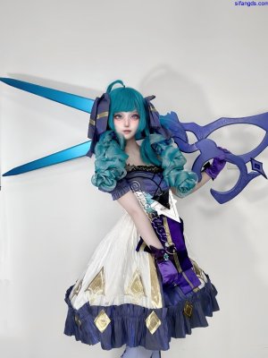 希尔薇 cos 水印 - Page 129