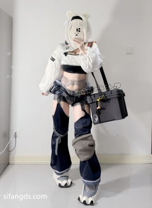 希尔薇 cos 水印 - Page 165