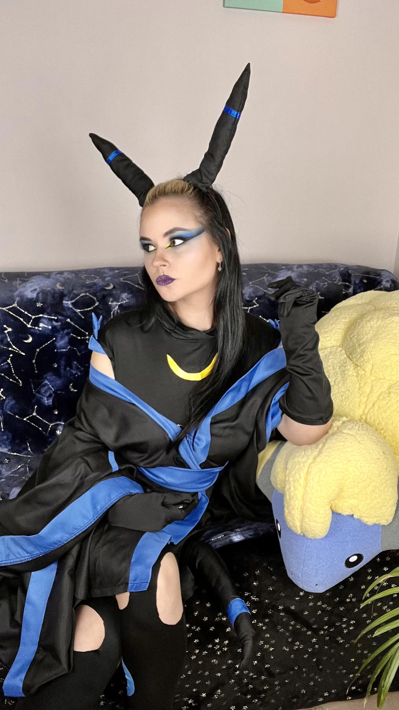 Dogtor Izzy - Shiny Umbreon - Image 13