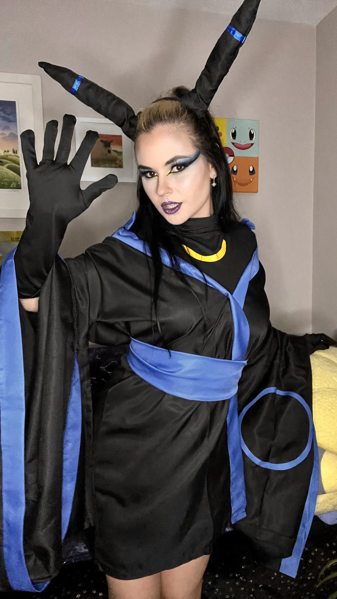 Dogtor Izzy - Shiny Umbreon - Image 23
