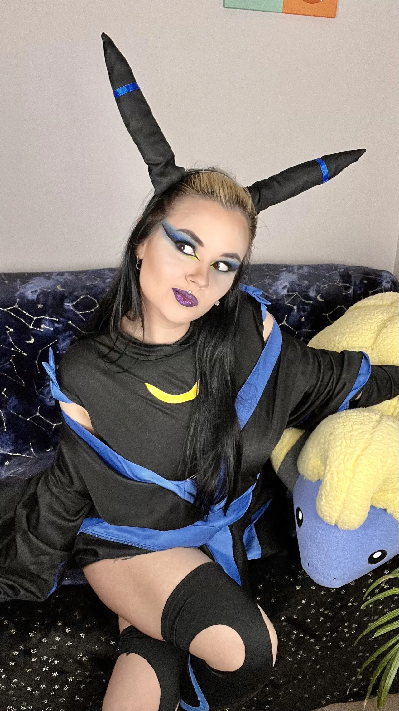 Dogtor Izzy - Shiny Umbreon - Image 31