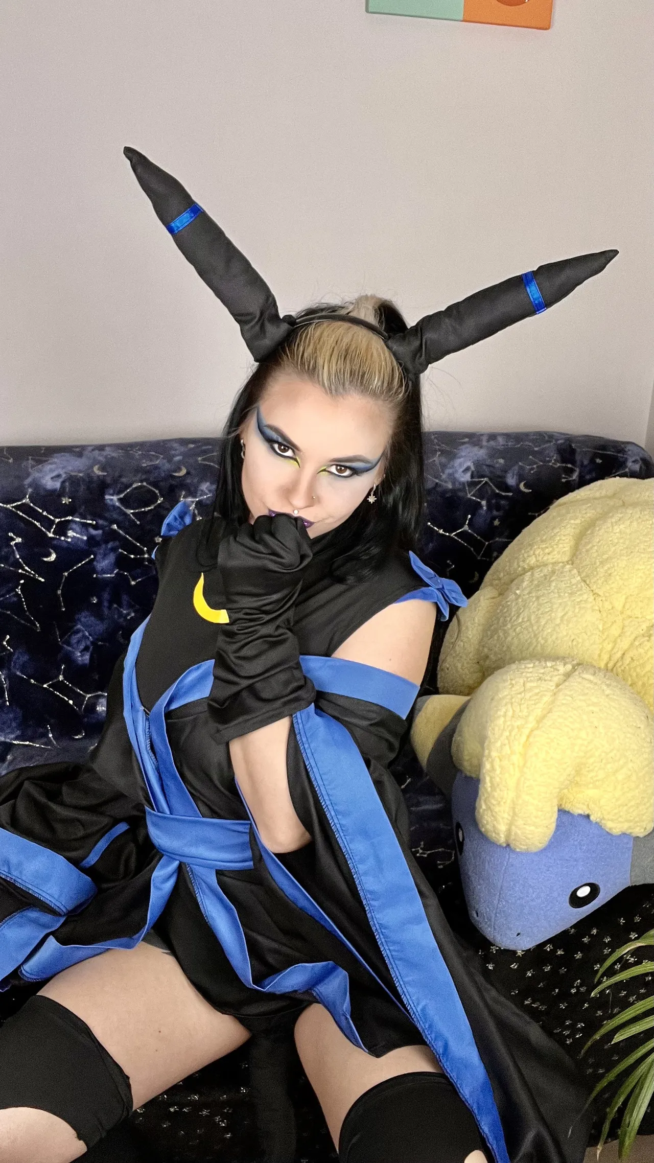 Dogtor Izzy - Shiny Umbreon - Image 43