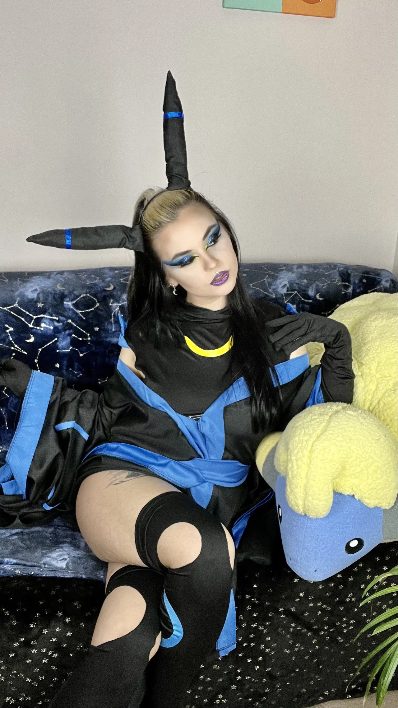 Dogtor Izzy - Shiny Umbreon - Image 81