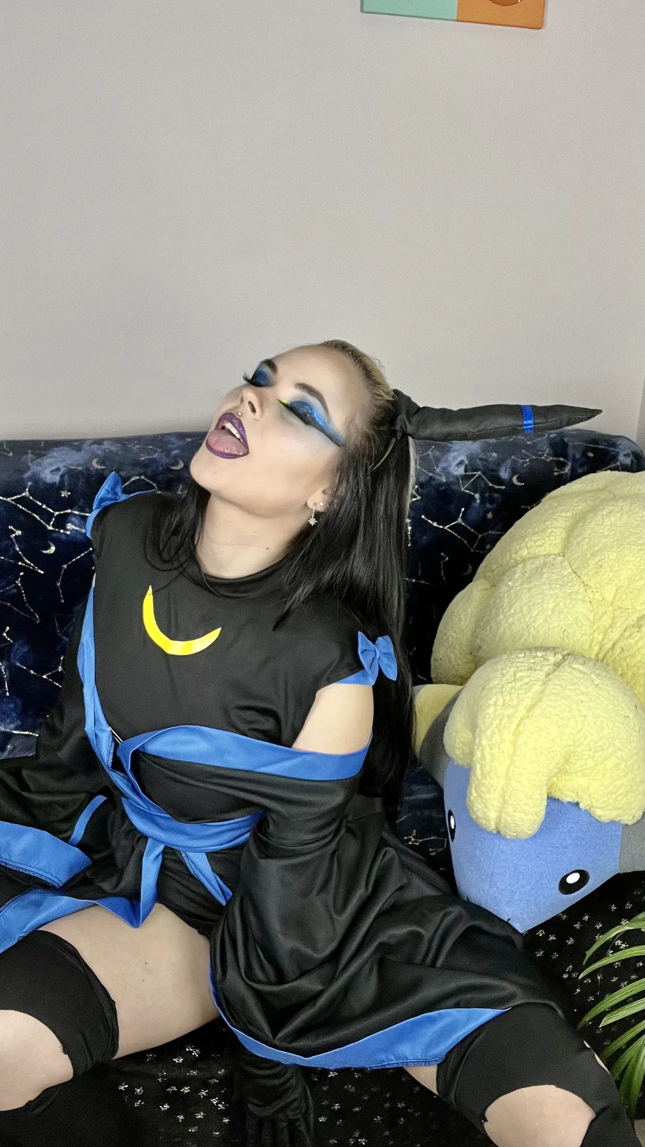 Dogtor Izzy - Shiny Umbreon - Image 95