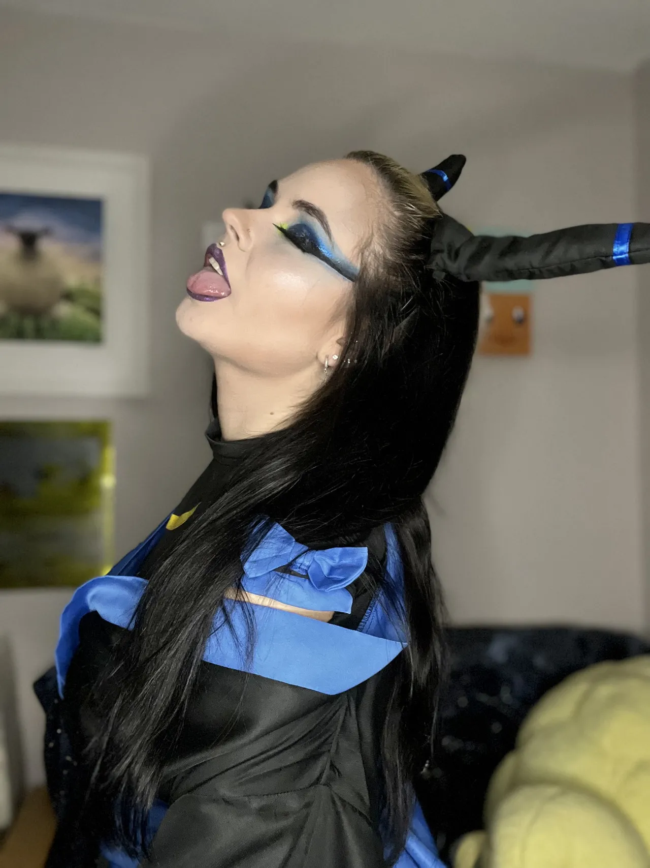 Dogtor Izzy - Shiny Umbreon - Image 96