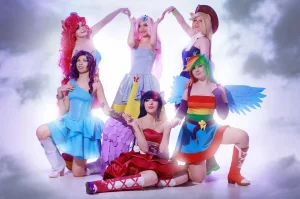 Equestria Band - The Fall Formal Dress - Page 3