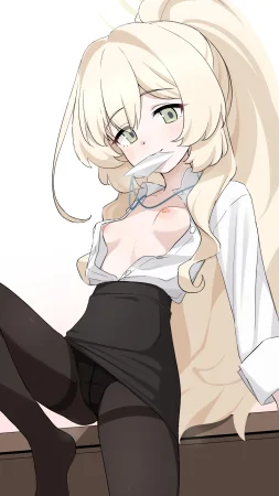 Fanbox Donutman 2026-2024 Collection - Page 240