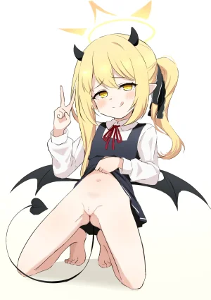 Fanbox Donutman 2026-2024 Collection - Page 520