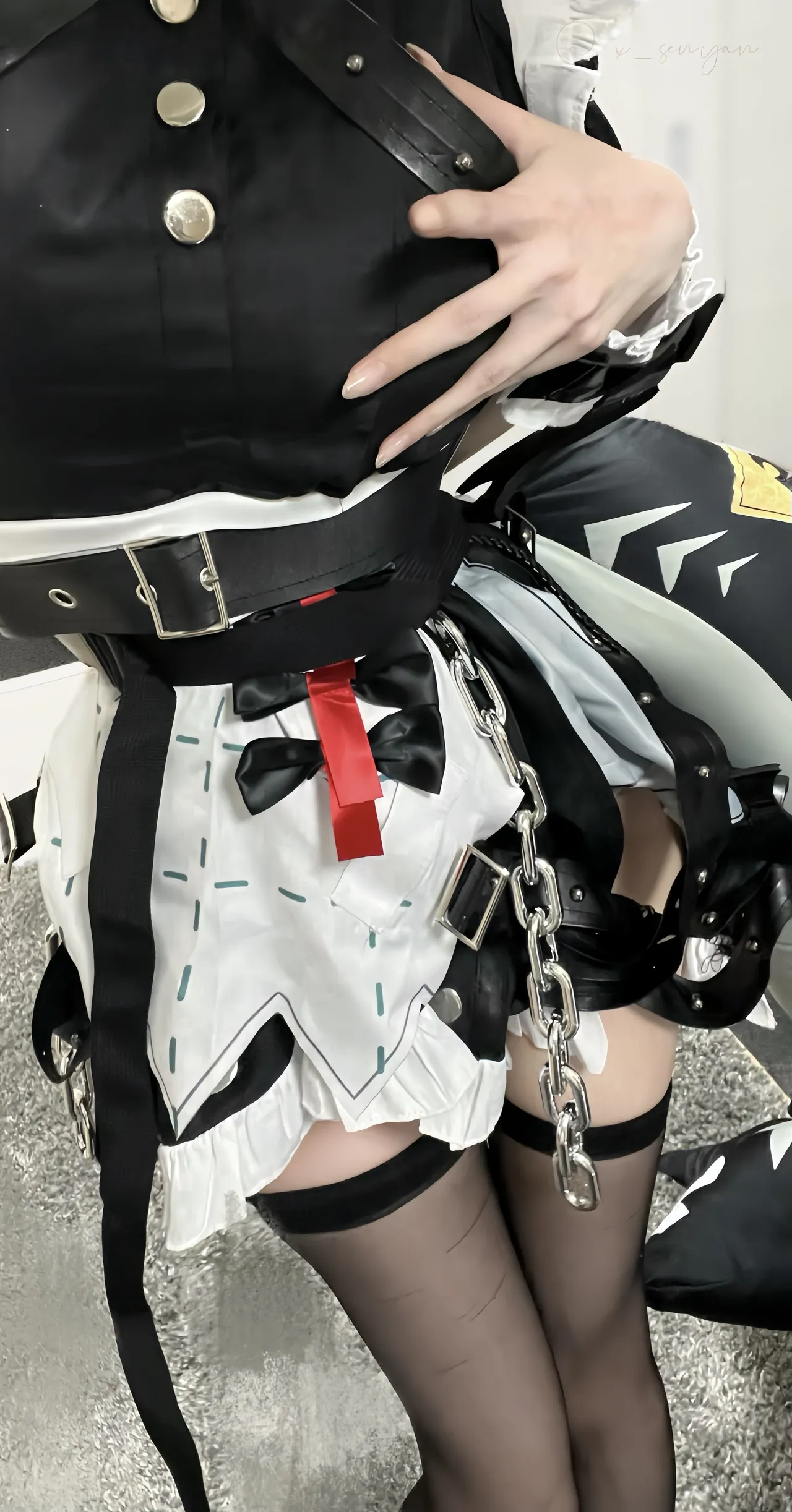 fantiaX cosplay x_senyan - Image 4