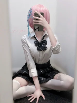 fantiaX cosplay x_senyan - Page 24