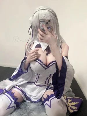 fantiaX cosplay x_senyan - Page 28