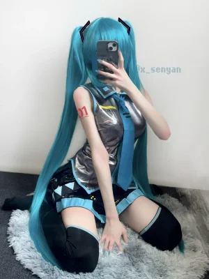 fantiaX cosplay x_senyan - Page 63