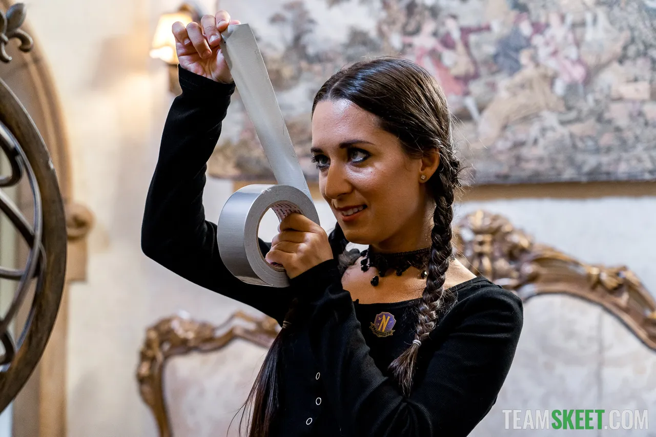 Freya Von Doom Claire Roos - Wednesday Addams Enid Sinclair - Image 84