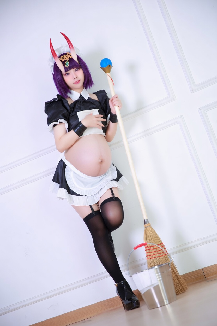 G44不會受傷 Shuten Douji-maid-Cosplayer pregnant - Image 1