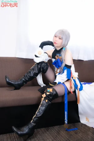 ２本立てテカテカ泡泡天国グラマラスメガネお姉さんレイヤーさんと美人系いいなりレイヤーさんセックス終わりの濃厚アフターサービス２本立て写真集 - Page 136