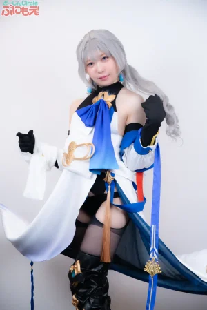 ２本立てテカテカ泡泡天国グラマラスメガネお姉さんレイヤーさんと美人系いいなりレイヤーさんセックス終わりの濃厚アフターサービス２本立て写真集 - Page 84