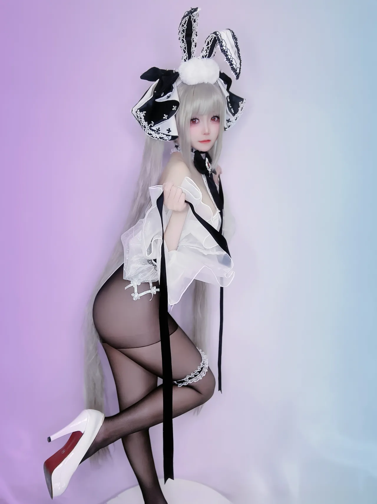 昼貓hiru - Bunny Formidable - Image 4