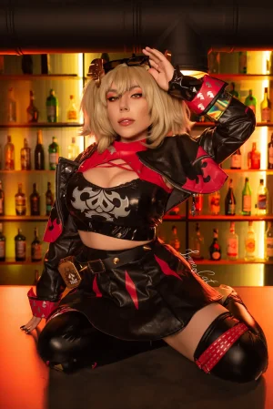 Izma Cat - Burnice - Page 2