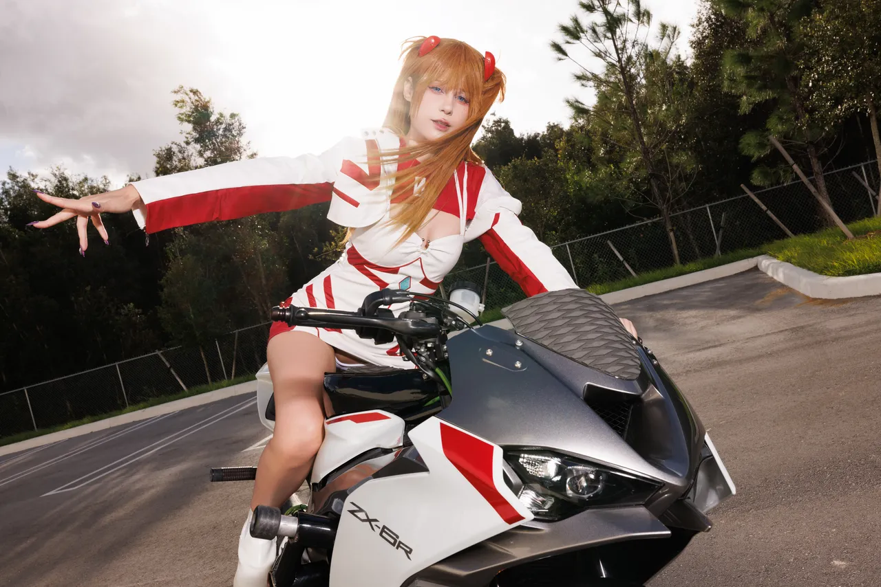 Jean Wanwan - Asuka Race Queen - Image 2