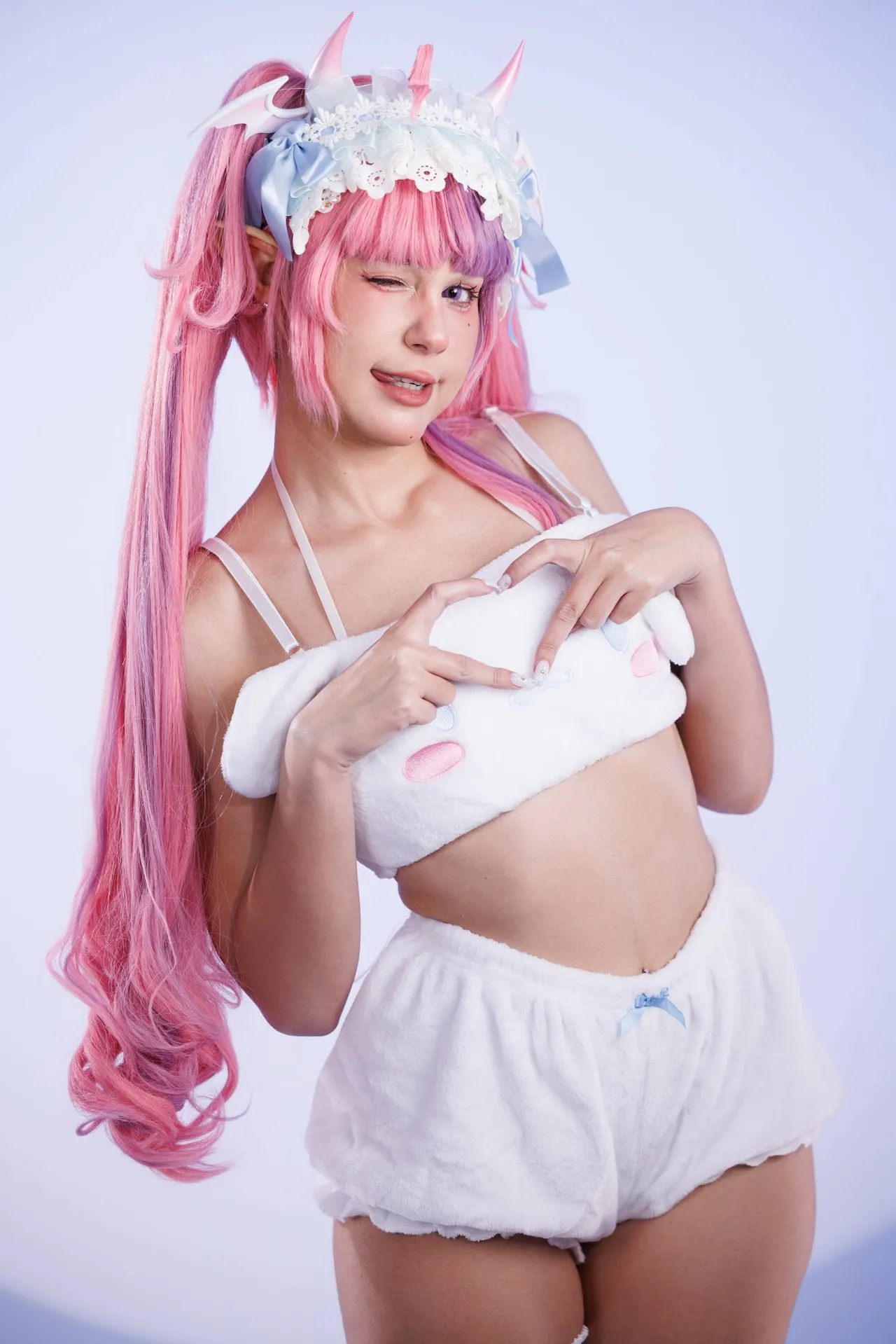 JeanWanWan on x - Image 55