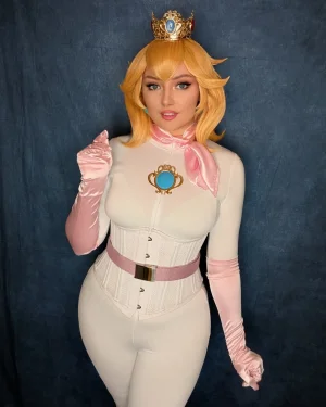 Kate Gray - Princess Peach Racer - Page 19