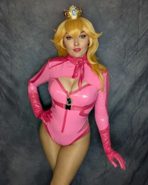 Kate Gray - Princess Peach Racer - Page 9