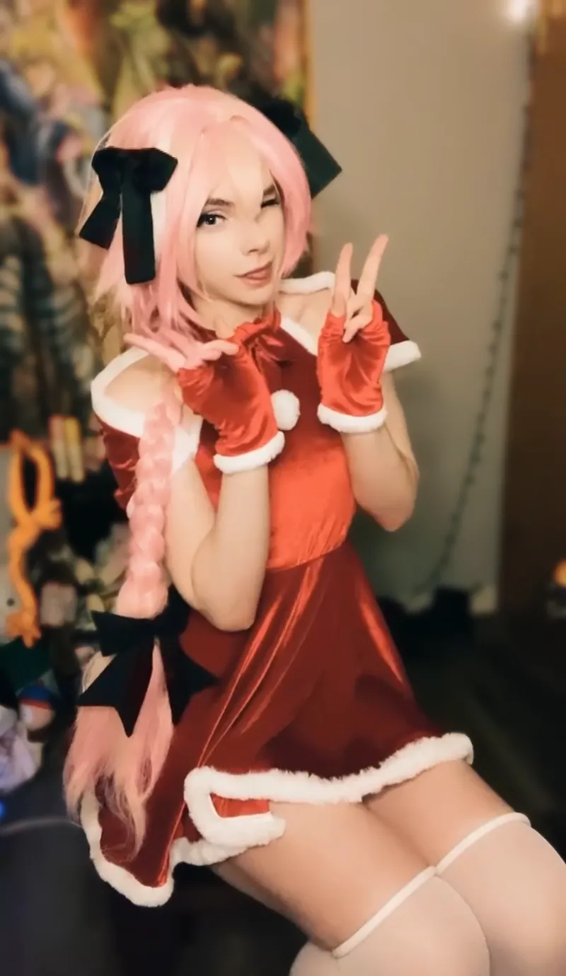 Kkatyonak - Astolfo Xmas - Image 10