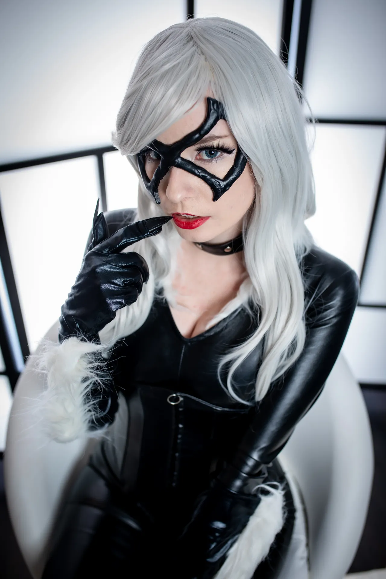 Koneko Cosplays Black Cat - Image 12