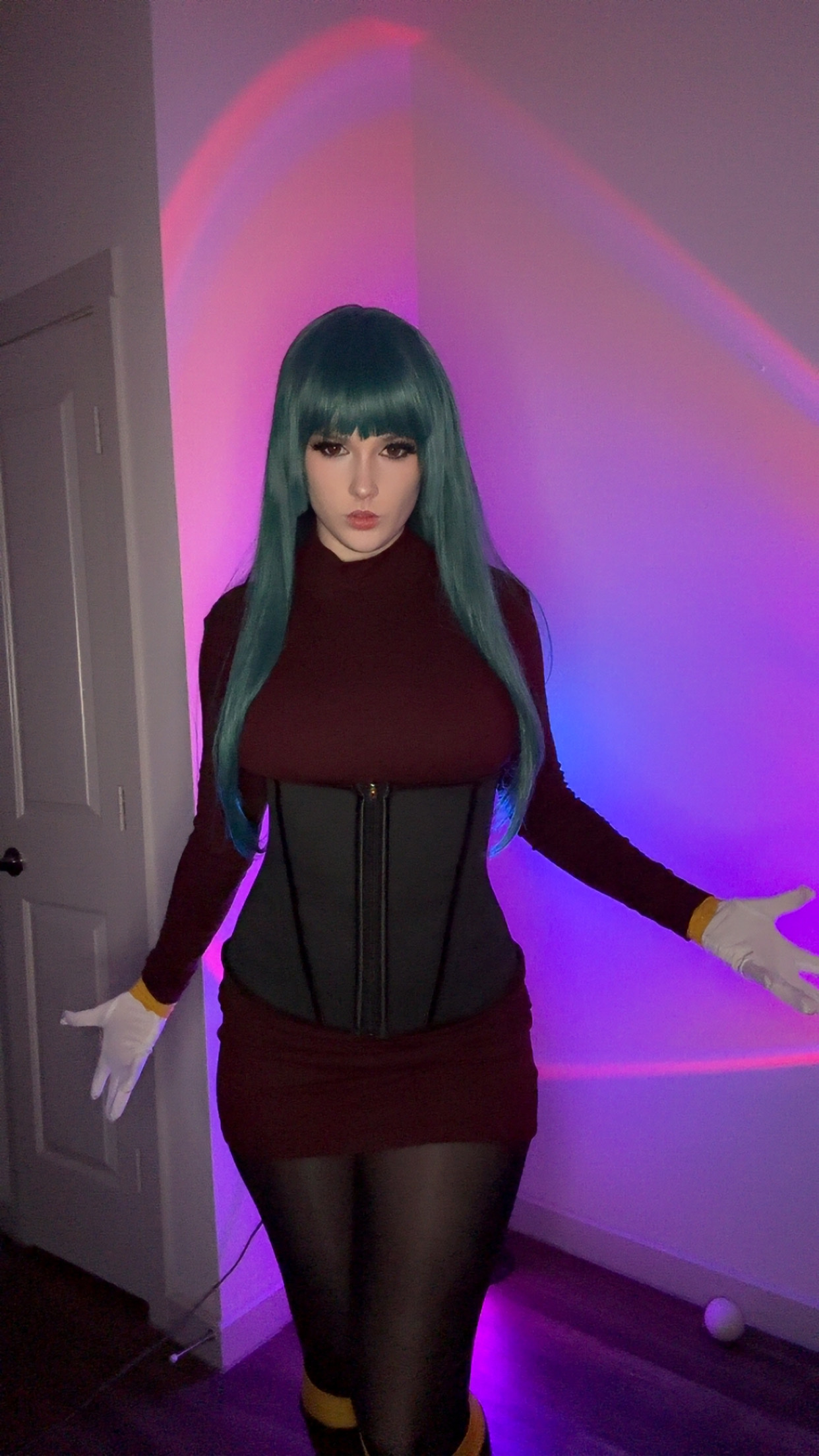 LUX - Sabrina - Image 2